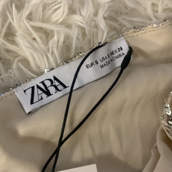 Beautiful sequin Zara mini dress - Picture 7 of 11